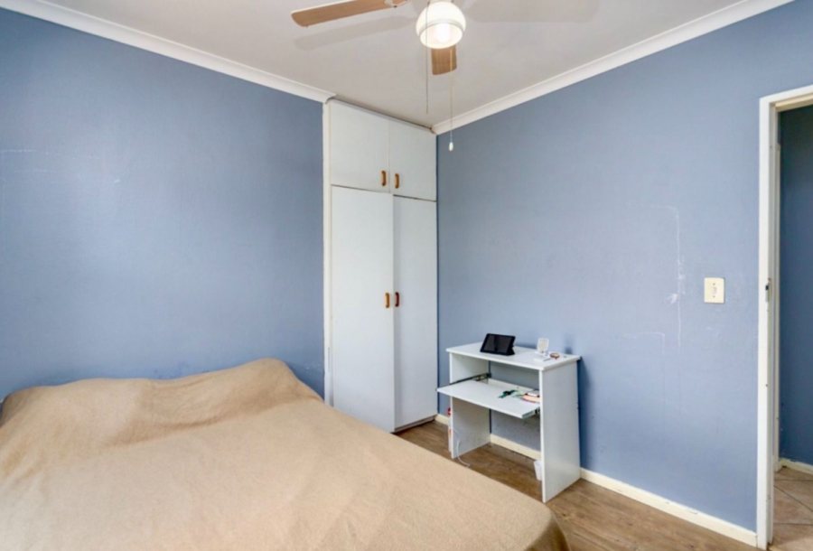 5 Bedroom Property for Sale in Table View Western Cape